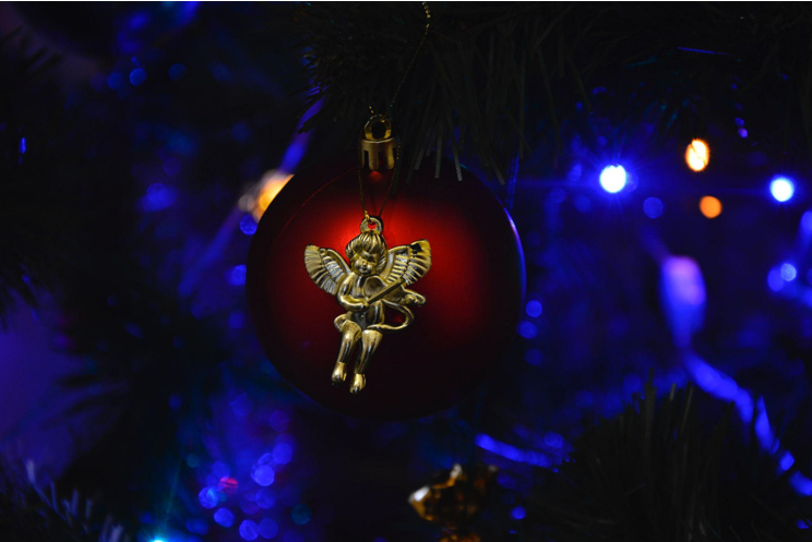 Christmas Stuff: The Magic of Glass Ornaments